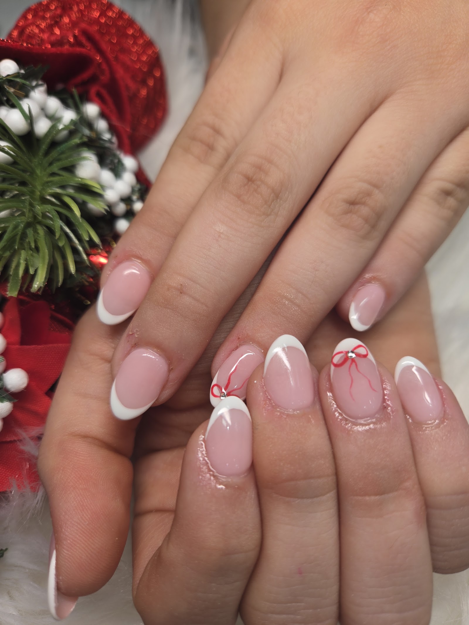 Lux Nails nail photo 1